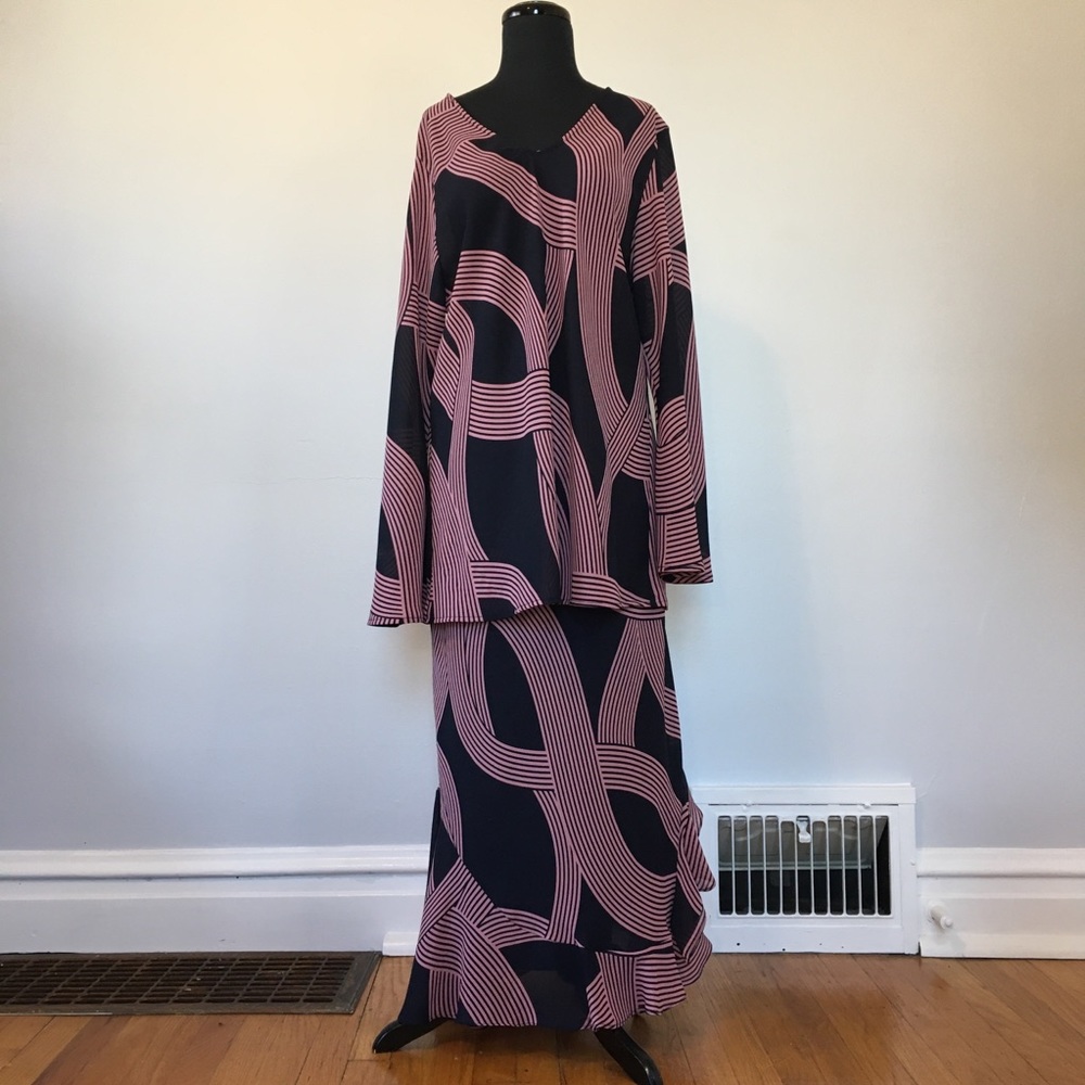 VTG Ashley Stewart Swirl Ruffled Skirt Set, 14